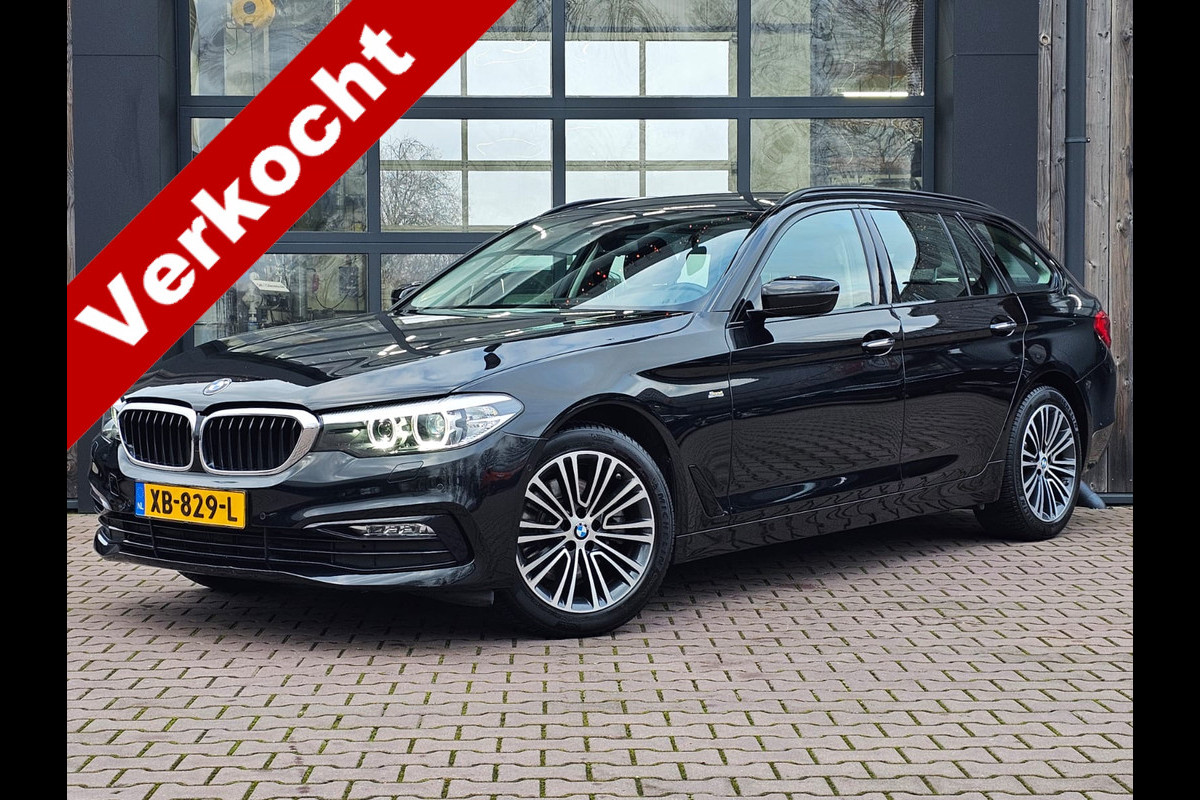 BMW 5 Serie Touring 520i High Executive Sport Line | Automaat | Trekhaak | Navi | Stoel & stuurverwarming | Camera |