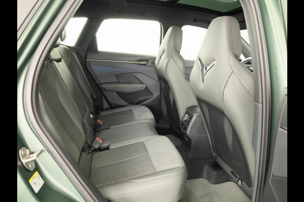 CUPRA Terramar 1.5 TSI e-Hybrid VZ Tribe Edition 272PK | Matte Lak | 20 Inch | Trekhaak | Matrix Koplampen | Panoramadak | 20 Inch | 360 Camera |