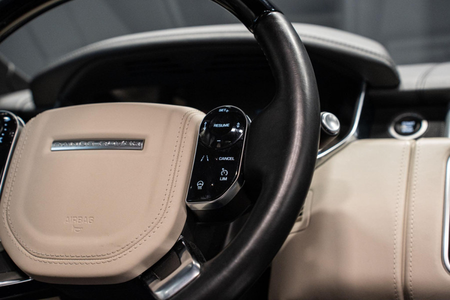 Land Rover Range Rover 2.0 P400e LWB Autobiography *Meridian / Panorama / Rear-seat entertainment / Stoelmassage + ventilatie / Memory / HUD*