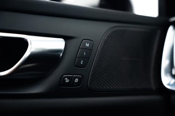 Volvo S60 2.0 B4 R-Design |Pano|H&K|Heico Tuning|Dodehoek|Stuur/Stoelverwarming|