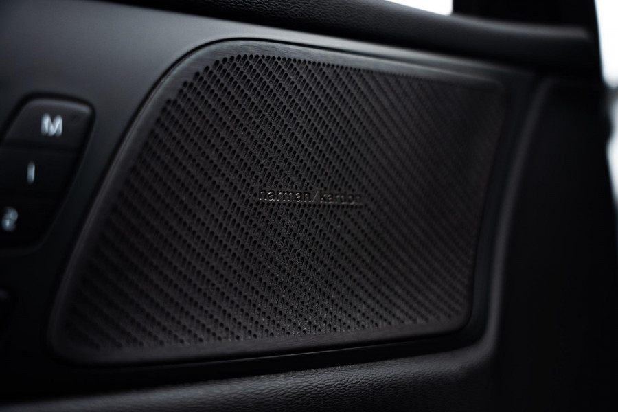 Volvo S60 2.0 B4 R-Design |Pano|H&K|Heico Tuning|Dodehoek|Stuur/Stoelverwarming|