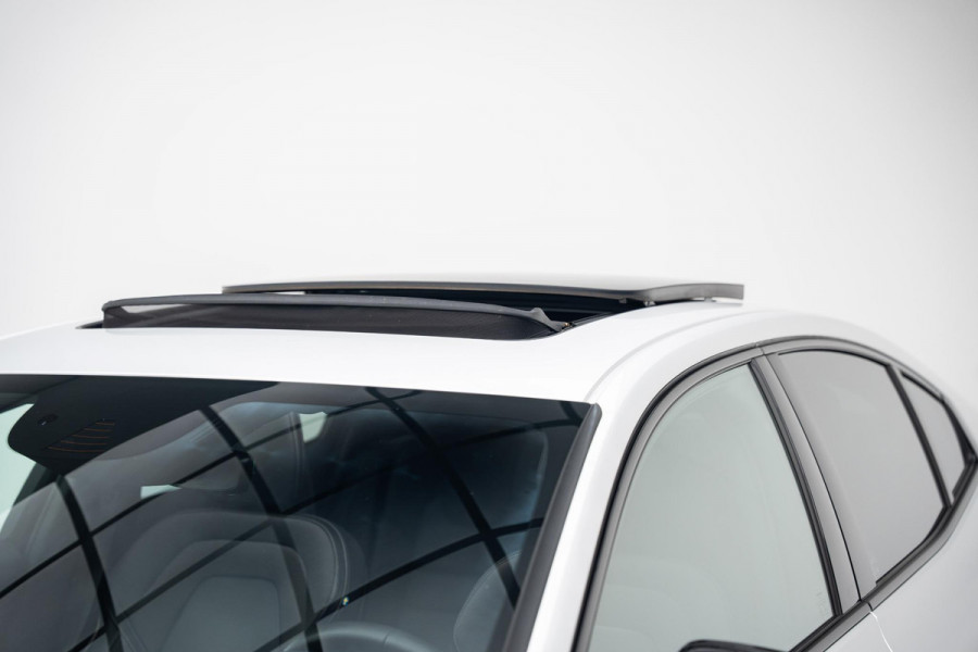 Volvo S60 2.0 B4 R-Design |Pano|H&K|Heico Tuning|Dodehoek|Stuur/Stoelverwarming|