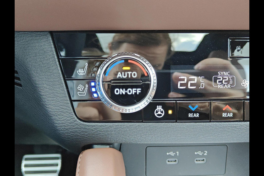 Mitsubishi Outlander 2.4 PHEV Instyle+ | Stuur verwarmd | Stoel ventilatie voor