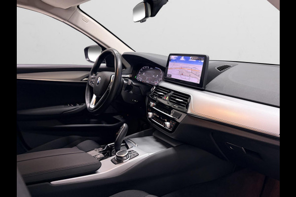 BMW 5 Serie Touring 520e Executive Navi Climate Pdc Elektr. Achterklep Led Stoelverw.