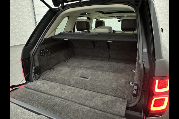 Land Rover Range Rover P400 404pk Hybrid Autobiography | Dealer Onderhouden | Nieuw Accu-Pakket | Panorama | ACC | 360 Camera | Massage | Stoelventilatie V+A | ISO-Glas | Meridian-Sound | Memory Achter | Alcantara Hemelbekleding | Elektrische Achter-Stoelen | Stoelverwarming V+A | 4-Zone Clima | Keyless-Entry | Luchtvering |