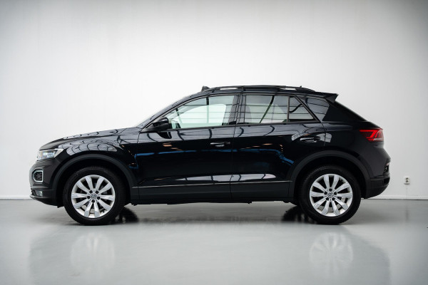 Volkswagen T-Roc 1.5 TSI Sport |Pano|ORG.NL|Carplay|ACC|Stoelverwarming|