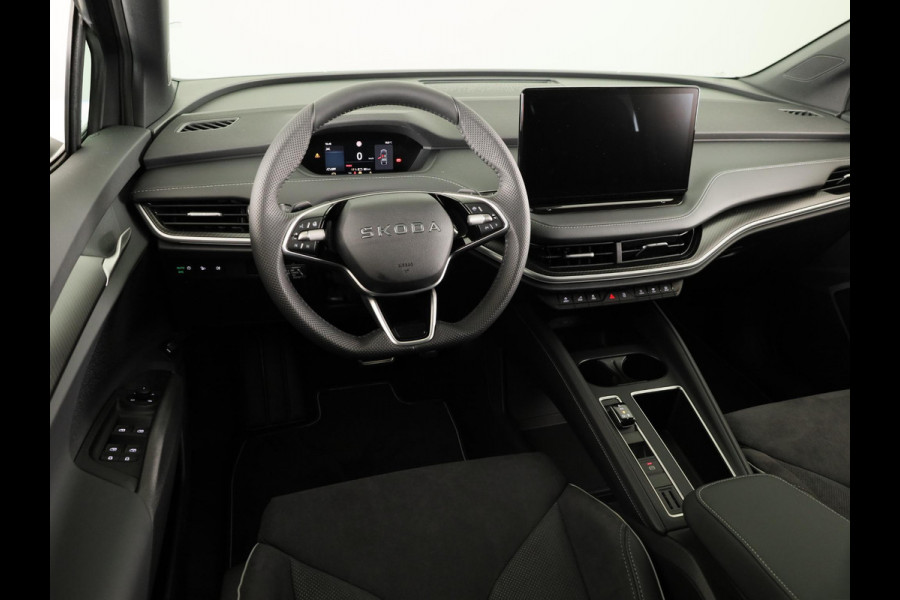 Škoda Enyaq 60 Sportline 204pk | Panoramadak | Adaptive Cruise | Blind Sot | Elek. stoel | Stuurverwarming | Stoelverwarming