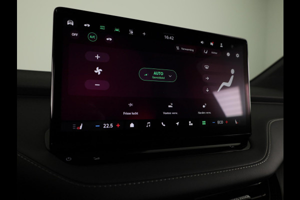 Škoda Enyaq 60 Sportline 204pk | Panoramadak | Adaptive Cruise | Blind Sot | Elek. stoel | Stuurverwarming | Stoelverwarming