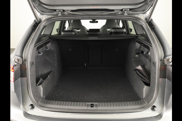 Škoda Enyaq 60 Sportline 204pk | Panoramadak | Adaptive Cruise | Blind Sot | Elek. stoel | Stuurverwarming | Stoelverwarming