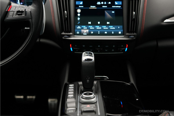 Maserati Levante 3.0 V6 Modena S | Panoramadak | Harman/Kardon | Trekhaak