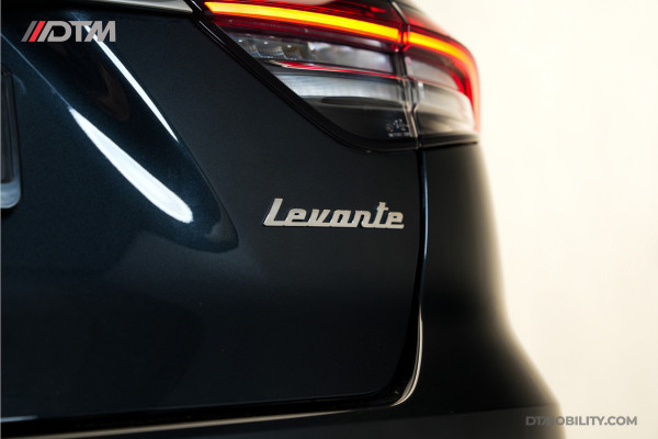 Maserati Levante 3.0 V6 Modena S | Panoramadak | Harman/Kardon | Trekhaak