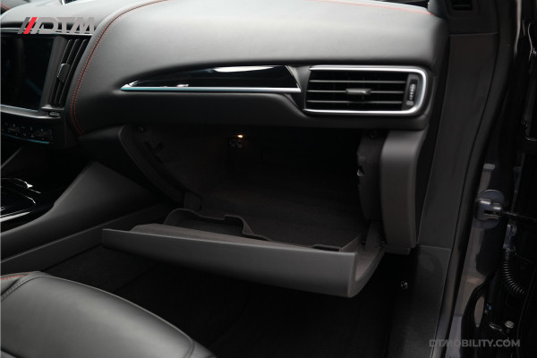 Maserati Levante 3.0 V6 Modena S | Panoramadak | Harman/Kardon | Trekhaak