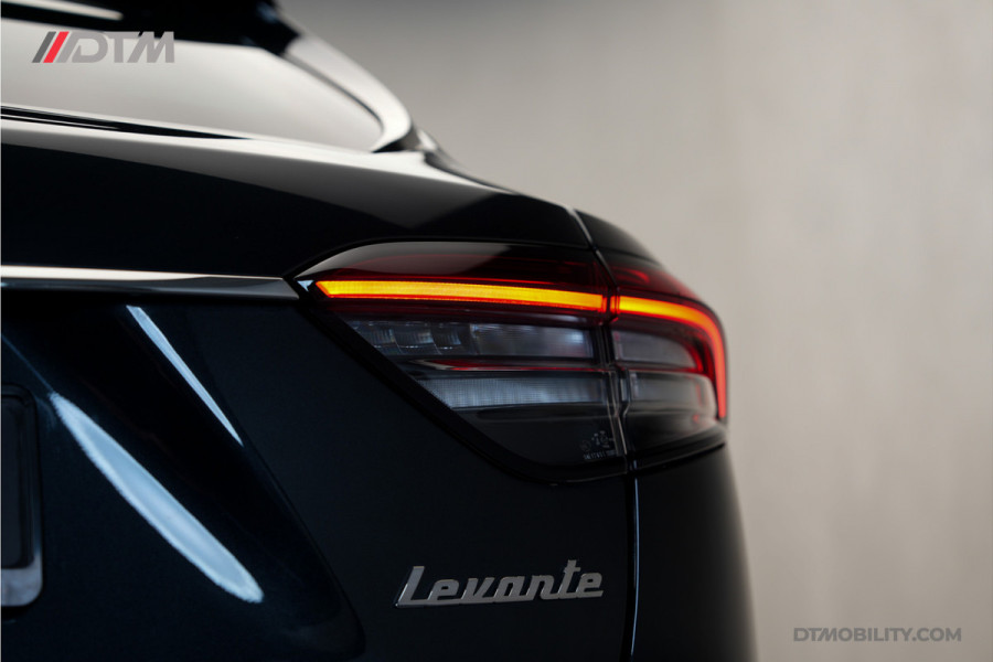 Maserati Levante 3.0 V6 Modena S | Panoramadak | Harman/Kardon | Trekhaak