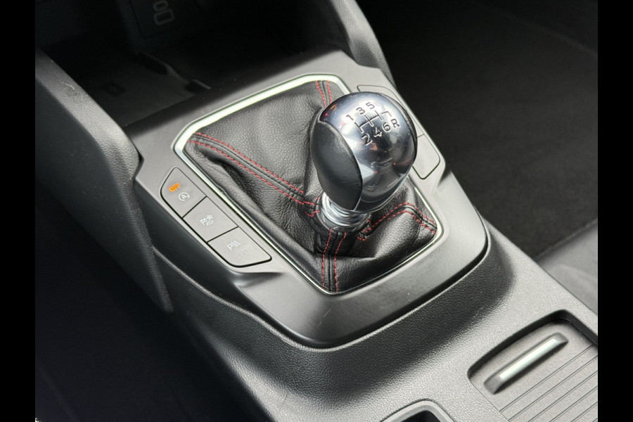 Ford FOCUS Wagon BWJ 2022 | 1.0T 124PK ST Line Style | NW MODEL | CLIMA | NAVI | WINTERPACK | CARPLAY | CAMERA | 17'' LMV | PDC 2X |