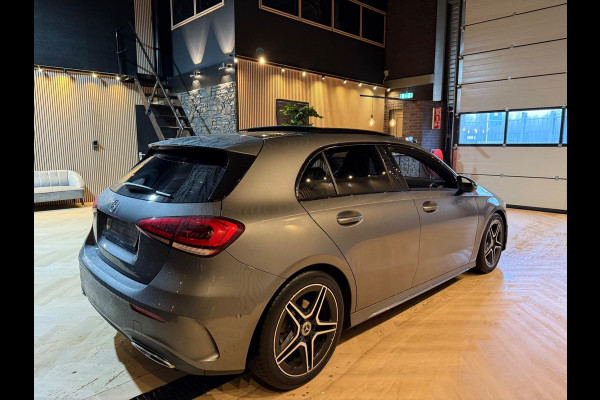 Mercedes-Benz A-Klasse | Sfeerverlichting | Pano | Carplay