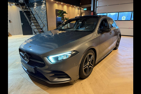 Mercedes-Benz A-Klasse | Sfeerverlichting | Pano | Carplay