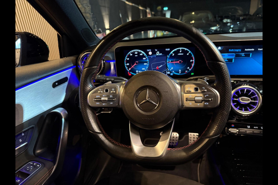 Mercedes-Benz A-Klasse | Sfeerverlichting | Pano | Carplay