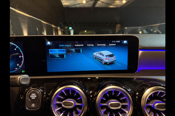 Mercedes-Benz A-Klasse | Sfeerverlichting | Pano | Carplay