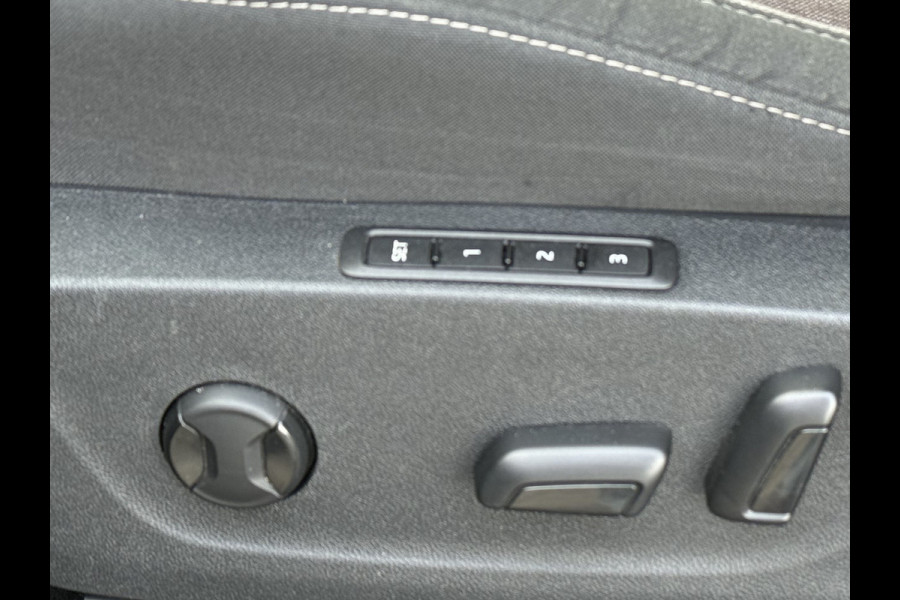 Škoda ENYAQ iV BWJ 2021 | 180PK SOH91,3% 60 First Edition | TREKHAAK | CLIMA | NAVI | STOEL&STUURWIEL VERW | PDC | CAMERA | CARPLAY