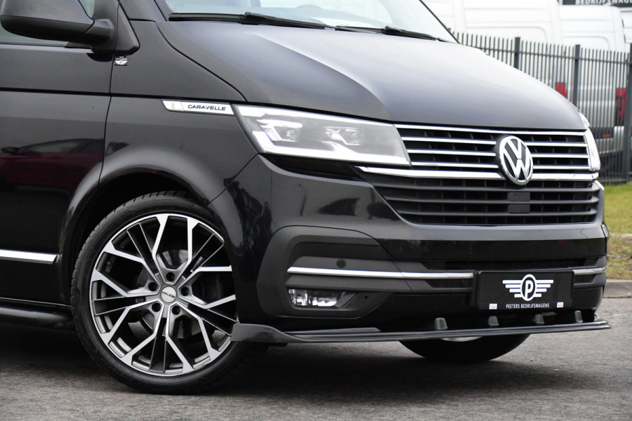 Volkswagen Transporter 2.0 TDI L2H1 30 DC Caravelle Virtual, Camera, Carplay, Leder, LED, 2 x Electrische deur, Clima, Trekhaak, 150pk, Automaat, Uniek! Bulli, Highline!
