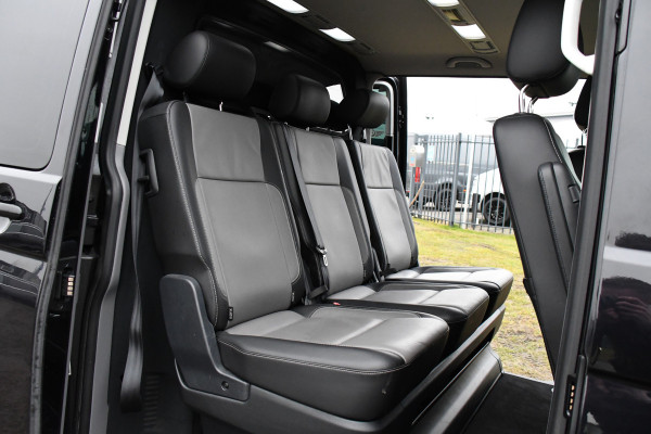 Volkswagen Transporter 2.0 TDI L2H1 30 DC Caravelle Virtual, Camera, Carplay, Leder, LED, 2 x Electrische deur, Clima, Trekhaak, 150pk, Automaat, Uniek! Bulli, Highline!