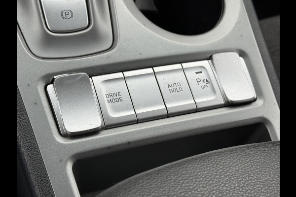 Hyundai Kona BWJ 12-2020 | SOH 94,9% EV Comfort 64 kWh | CLIMA | CAMERA A | LICHTMETAAL | PDC | NAVI