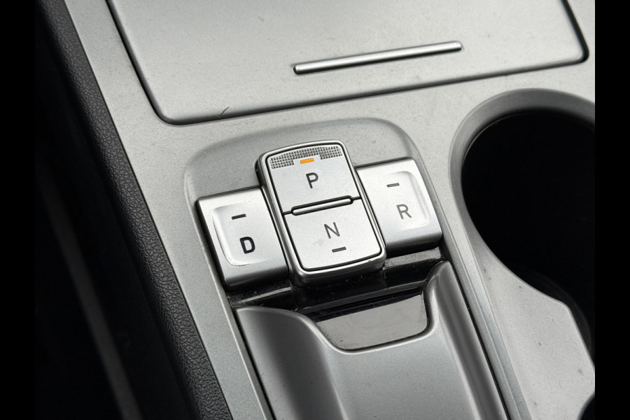 Hyundai Kona BWJ 12-2020 | SOH 94,9% EV Comfort 64 kWh | CLIMA | CAMERA A | LICHTMETAAL | PDC | NAVI