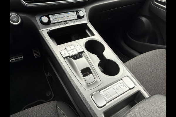 Hyundai Kona BWJ 12-2020 | SOH 94,9% EV Comfort 64 kWh | CLIMA | CAMERA A | LICHTMETAAL | PDC | NAVI