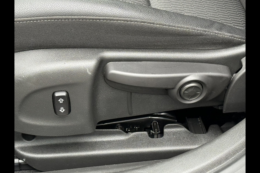 Opel Insignia Sports Tourer BWJ 2021 | 1.5 CDTI 123PK Business Elegance | TREKHAAK | SCHUIFDAK | AGR | CAMERA | CLIMA | NAVI | CARPLAY | LED | PDC 2X
