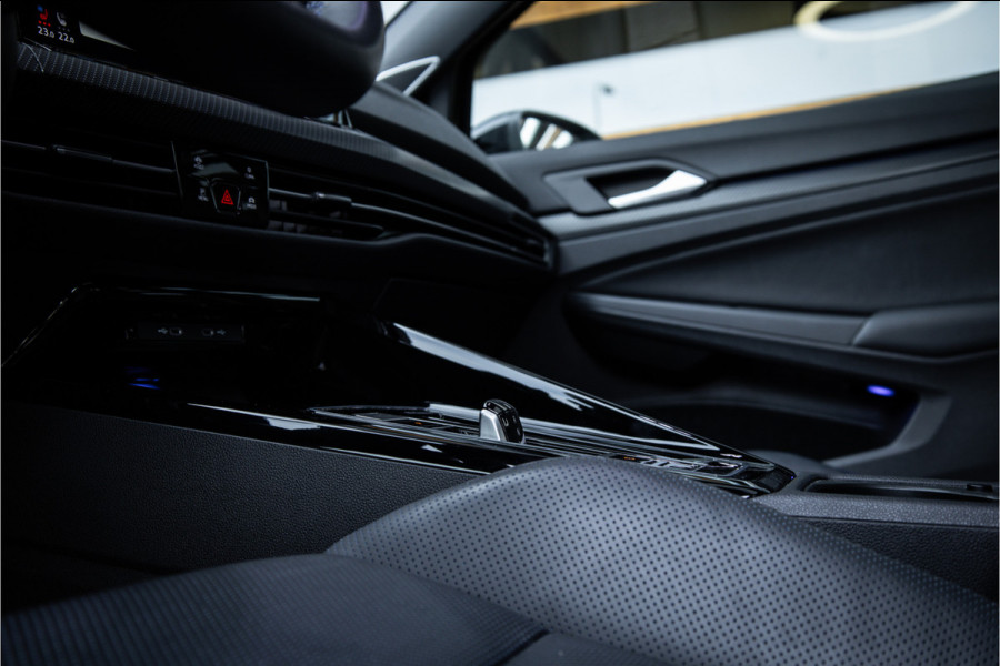 Volkswagen Golf 2.0 TSI R 4Motion - Panorama | H&K | Stoelkoeling | Memory | Stuurverwarming