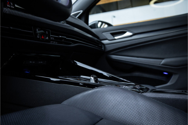 Volkswagen Golf 2.0 TSI R 4Motion - Panorama | H&K | Stoelkoeling | Memory | Stuurverwarming