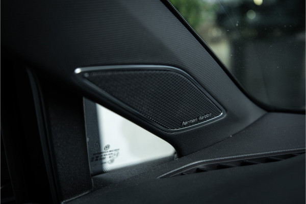 Volkswagen Golf 2.0 TSI R 4Motion - Panorama | H&K | Stoelkoeling | Memory | Stuurverwarming