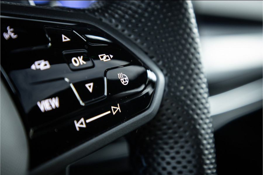 Volkswagen Golf 2.0 TSI R 4Motion - Panorama | H&K | Stoelkoeling | Memory | Stuurverwarming