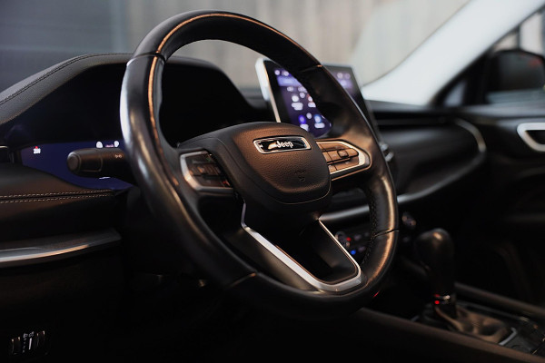 Jeep Compass 1.5T e-Hybrid Limited / AUT / Memory / Leder / Camera / Elek Stoelen / Stoelverkoeling / Open Pano / Led / Pdc / 19 I