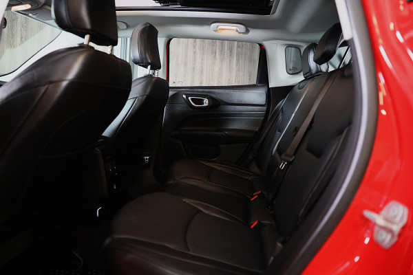 Jeep Compass 1.5T e-Hybrid Limited / AUT / Memory / Leder / Camera / Elek Stoelen / Stoelverkoeling / Open Pano / Led / Pdc / 19 I