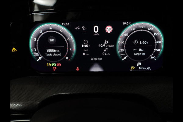 Volkswagen Golf 1.5 eTSI 50 Jahre Edition 150 pk Automaat (DSG) | Navigatie | Panoramadak | Parkeersensoren | Achteruitrijcamera | Matrix LED koplampen | Stoelverwarming |