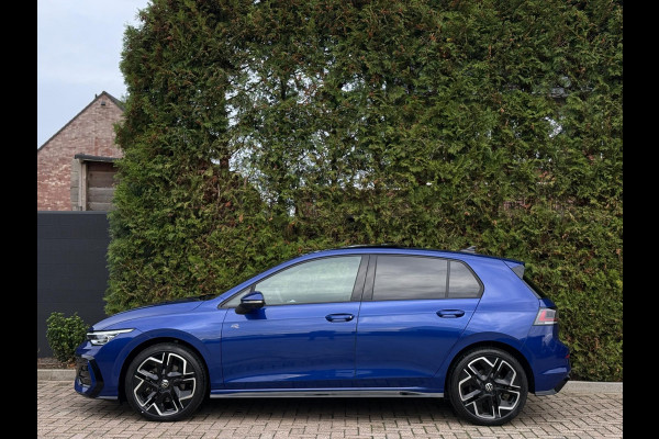 Volkswagen Golf 8.5 2.0 TDI 3x R-Line Panorama IQ CarPlay HK