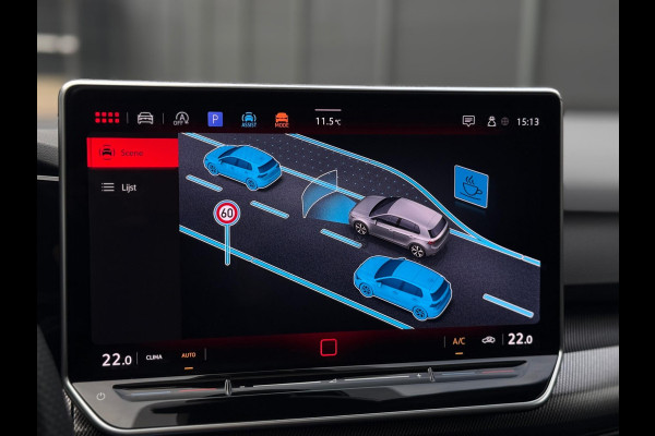 Volkswagen Golf 8.5 2.0 TDI 3x R-Line Panorama IQ CarPlay HK