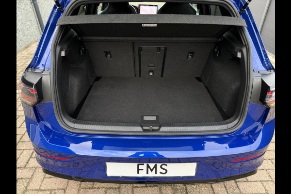 Volkswagen Golf 8.5 2.0 TDI 3x R-Line Panorama IQ CarPlay HK