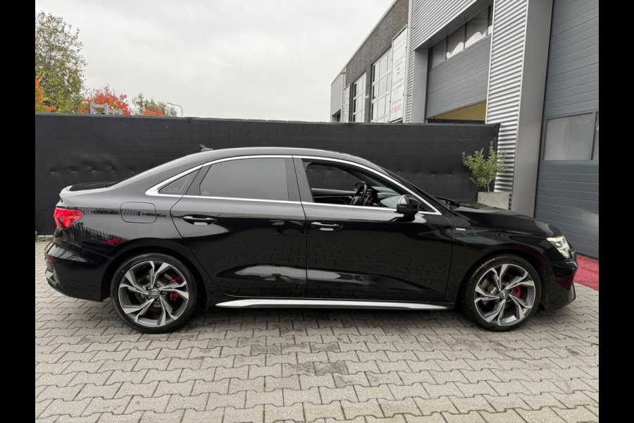 Audi A3 Limousine 35 TFSI S edition Carplay | Bomvol |