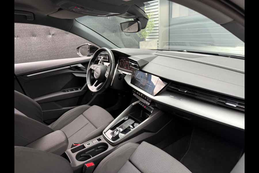 Audi A3 Limousine 35 TFSI S edition Carplay | Bomvol |