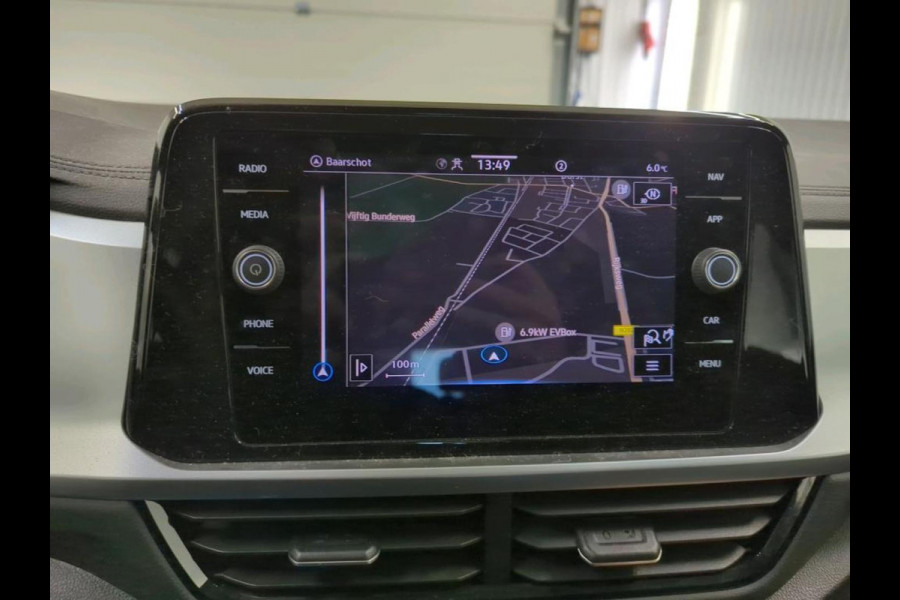 Volkswagen T-Roc 1.0 TSI Life Business Airco ECC Navi Carplay Adaptive Cruise Full LED PDC VA