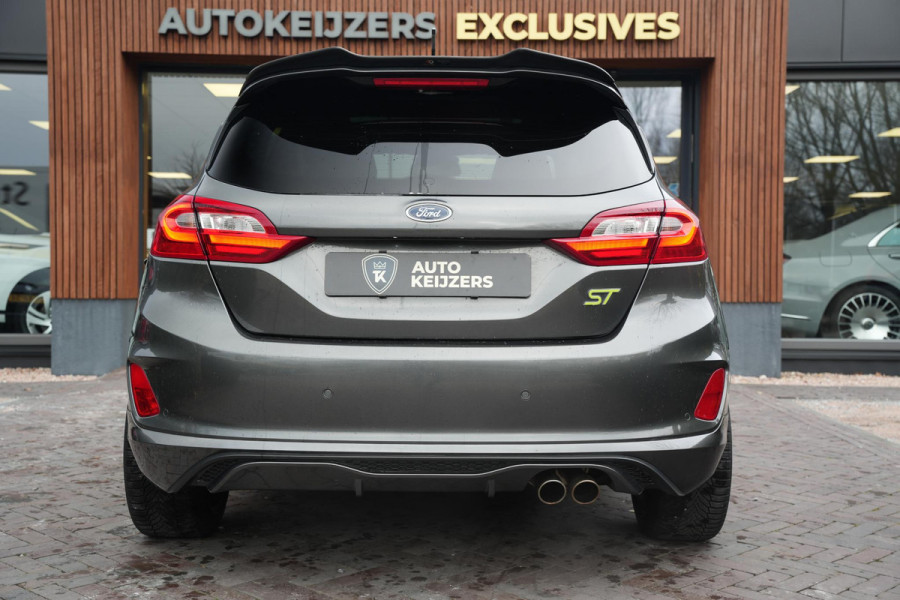 Ford Fiesta 1.5 EcoBoost ST-3 Panoramadak Cruise Recaro LED Keyless