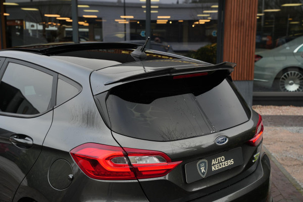 Ford Fiesta 1.5 EcoBoost ST-3 Panoramadak Cruise Recaro LED Keyless