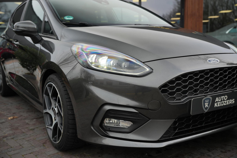 Ford Fiesta 1.5 EcoBoost ST-3 Panoramadak Cruise Recaro LED Keyless