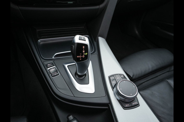 BMW 3 Serie Touring 320d EDE Executive Aut. *PANO | LEATHER | FULL-LED | DIGI-COCKPIT | HEATED-SPORTSEATS | NAVI-FULLMAP | PRIVACY-GLASS | ECC | KEYLESS | LANE-ASSIST | PDC | CRUISE | TOWBAR | 18''ALU*