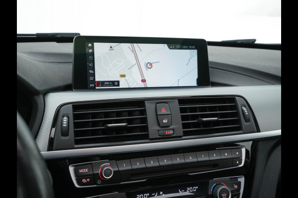 BMW 3 Serie Touring 320d EDE Executive Aut. *PANO | LEATHER | FULL-LED | DIGI-COCKPIT | HEATED-SPORTSEATS | NAVI-FULLMAP | PRIVACY-GLASS | ECC | KEYLESS | LANE-ASSIST | PDC | CRUISE | TOWBAR | 18''ALU*