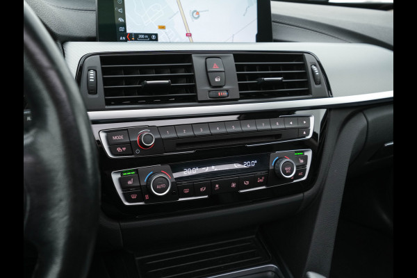 BMW 3 Serie Touring 320d EDE Executive Aut. *PANO | LEATHER | FULL-LED | DIGI-COCKPIT | HEATED-SPORTSEATS | NAVI-FULLMAP | PRIVACY-GLASS | ECC | KEYLESS | LANE-ASSIST | PDC | CRUISE | TOWBAR | 18''ALU*