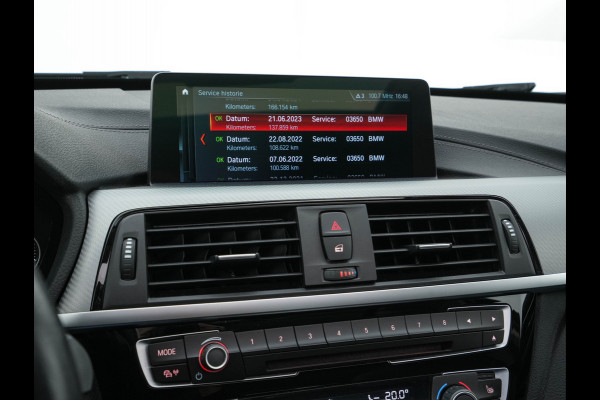 BMW 3 Serie Touring 320d EDE Executive Aut. *PANO | LEATHER | FULL-LED | DIGI-COCKPIT | HEATED-SPORTSEATS | NAVI-FULLMAP | PRIVACY-GLASS | ECC | KEYLESS | LANE-ASSIST | PDC | CRUISE | TOWBAR | 18''ALU*