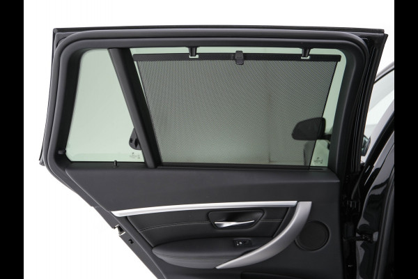 BMW 3 Serie Touring 320d EDE Executive Aut. *PANO | LEATHER | FULL-LED | DIGI-COCKPIT | HEATED-SPORTSEATS | NAVI-FULLMAP | PRIVACY-GLASS | ECC | KEYLESS | LANE-ASSIST | PDC | CRUISE | TOWBAR | 18''ALU*